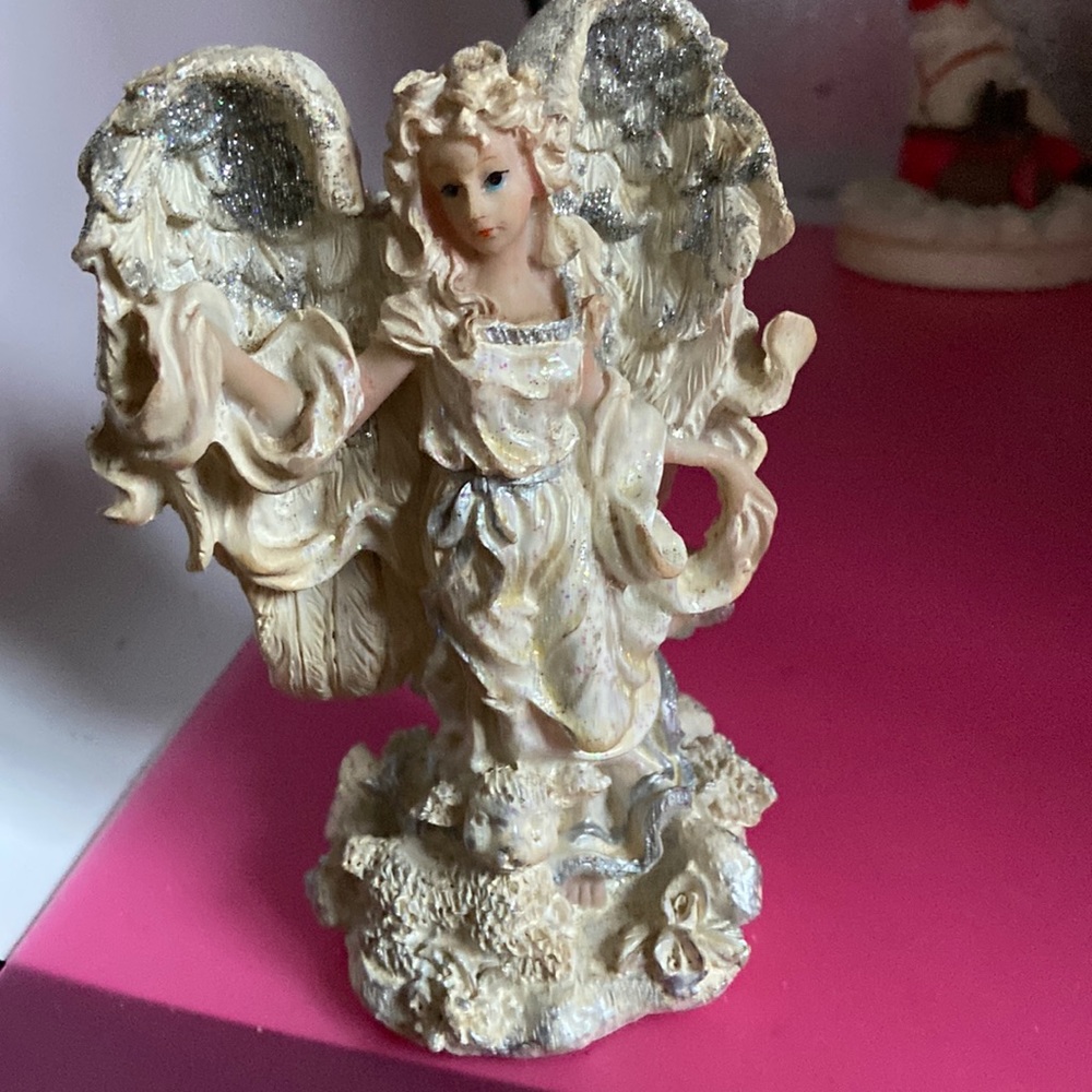 Angel ceramic draped ruffles with sparkly wings and a lamb at her feet